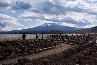 弗林蓬谈效力利物浦的可能性：伟大的俱乐部，谁知道未来会怎样？